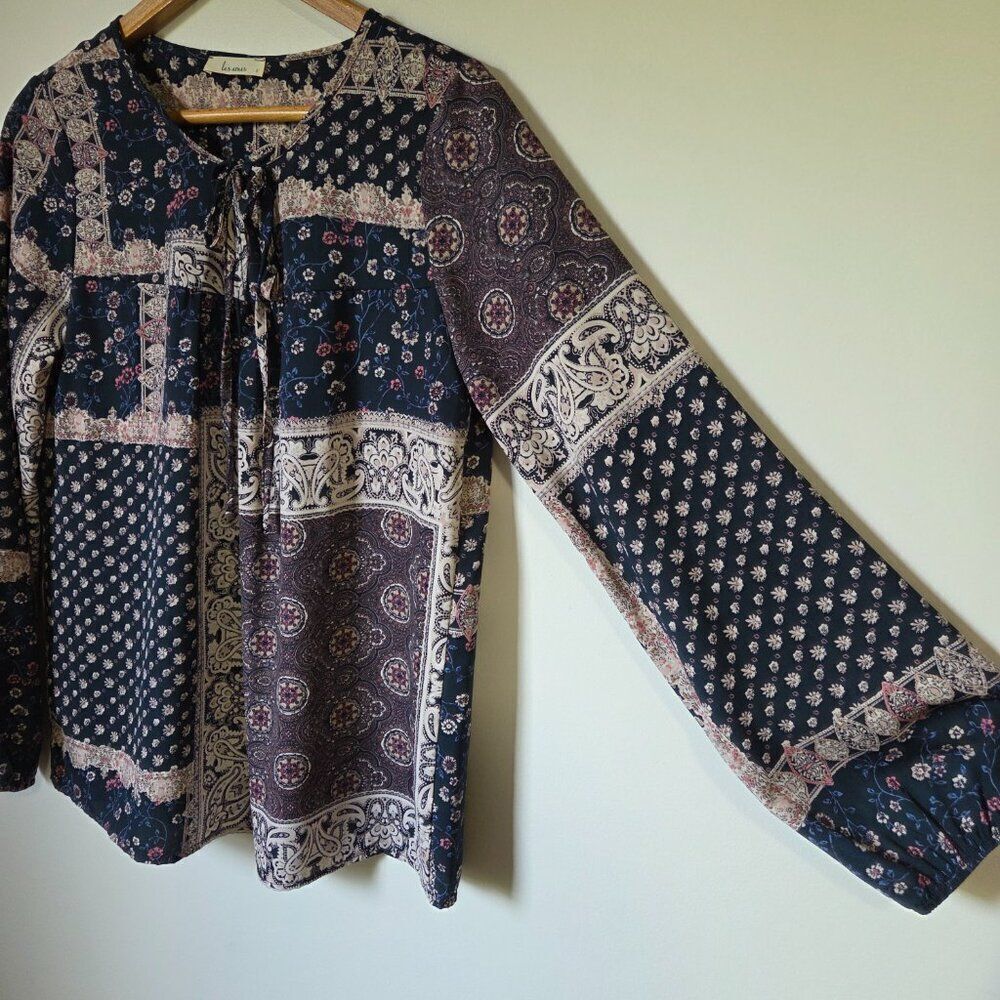 NEW W/O TAG NEVER WORN LES AMIS FLORAL BOHO LONGSLEEVES TOP SIZE SMALL